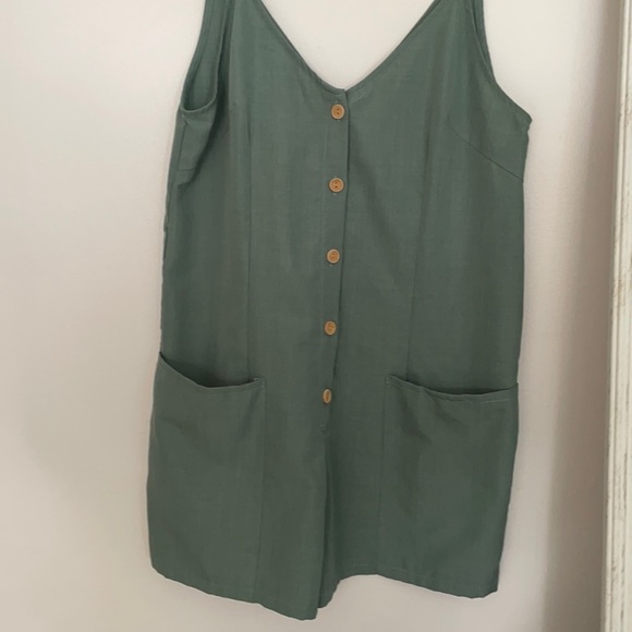 Romper - Picture 1 of 1